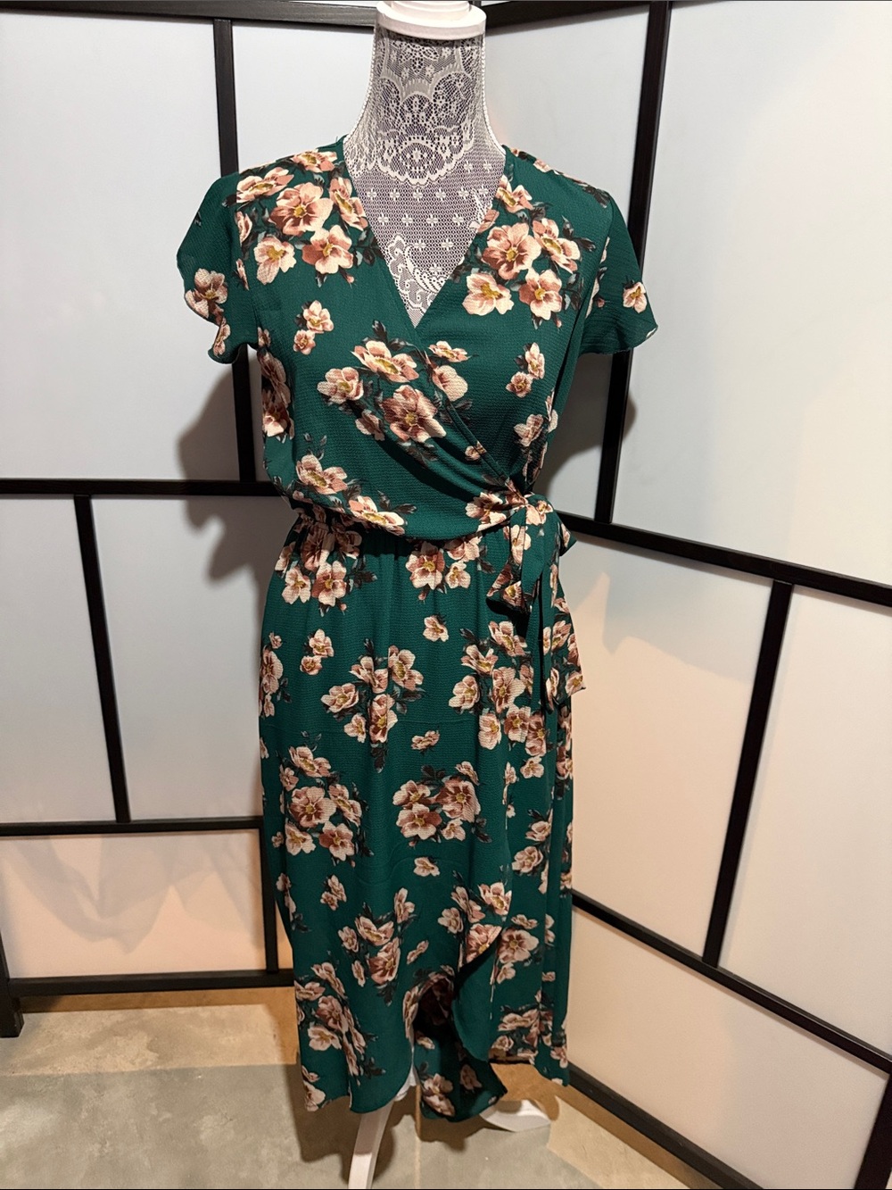 Floral Wrap Midi Dress in Emerald Green